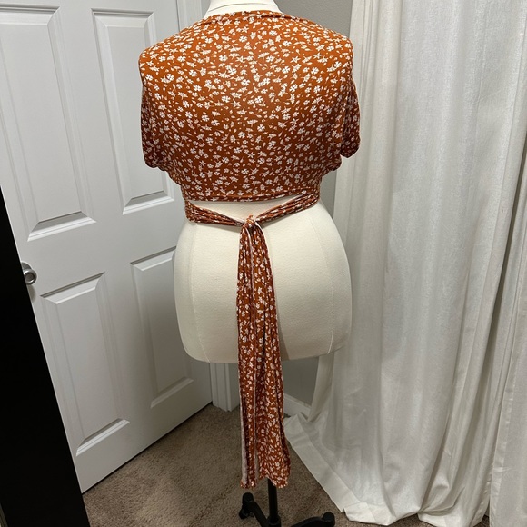 Multi-Way Tie Crop Top Rust Orange Floral NWT Plus Size - Picture 6 of 8